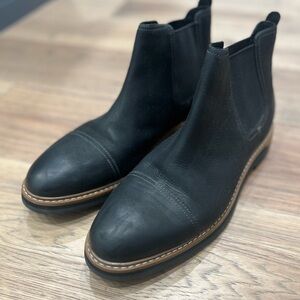 Black Chelsea Boots Leather Elastic Side Panels